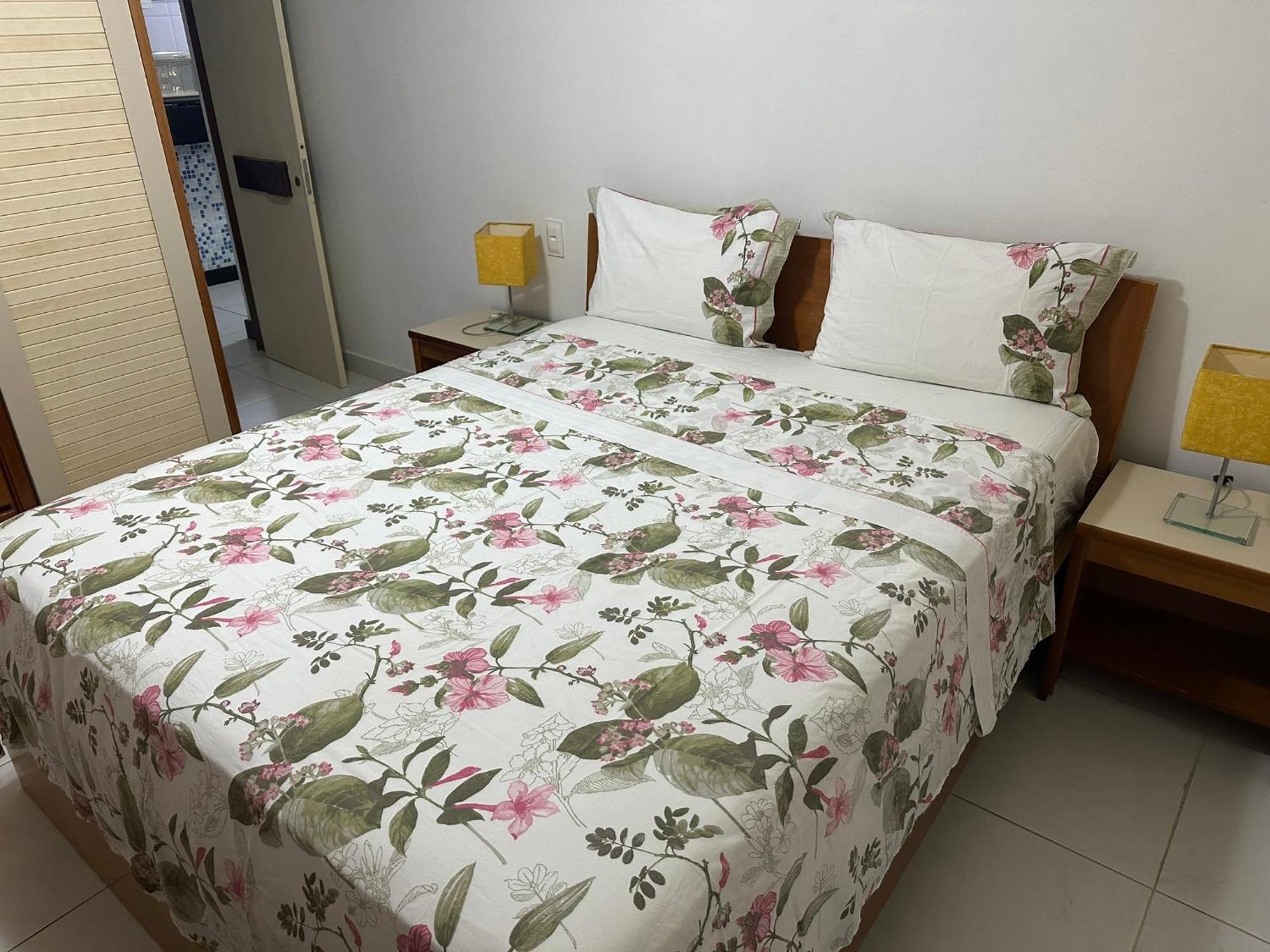 Flat Guarajuba 4 Quartos Terreo A Beira Mar - Pe Na Areia - Governanca Com Arrumadeira E Wi Fi Inclusos Camassari Екстер'єр фото